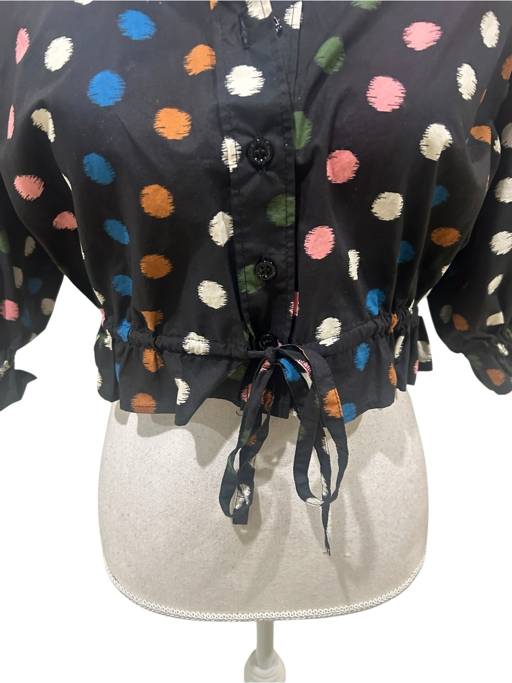 Carolina Herrera Black Button-Down Polka Dot Crop Top size 4 - Picture 8 of 14